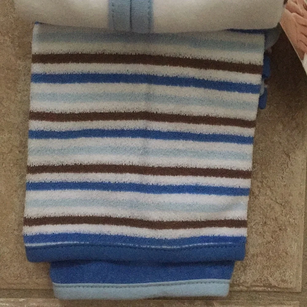 Carter's Dog Hooded Bath Towel and Washcloths